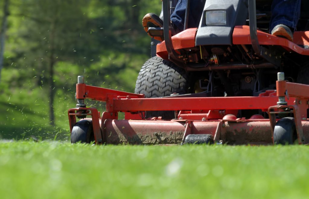 how to mow a lawn, lawn mowing tips
